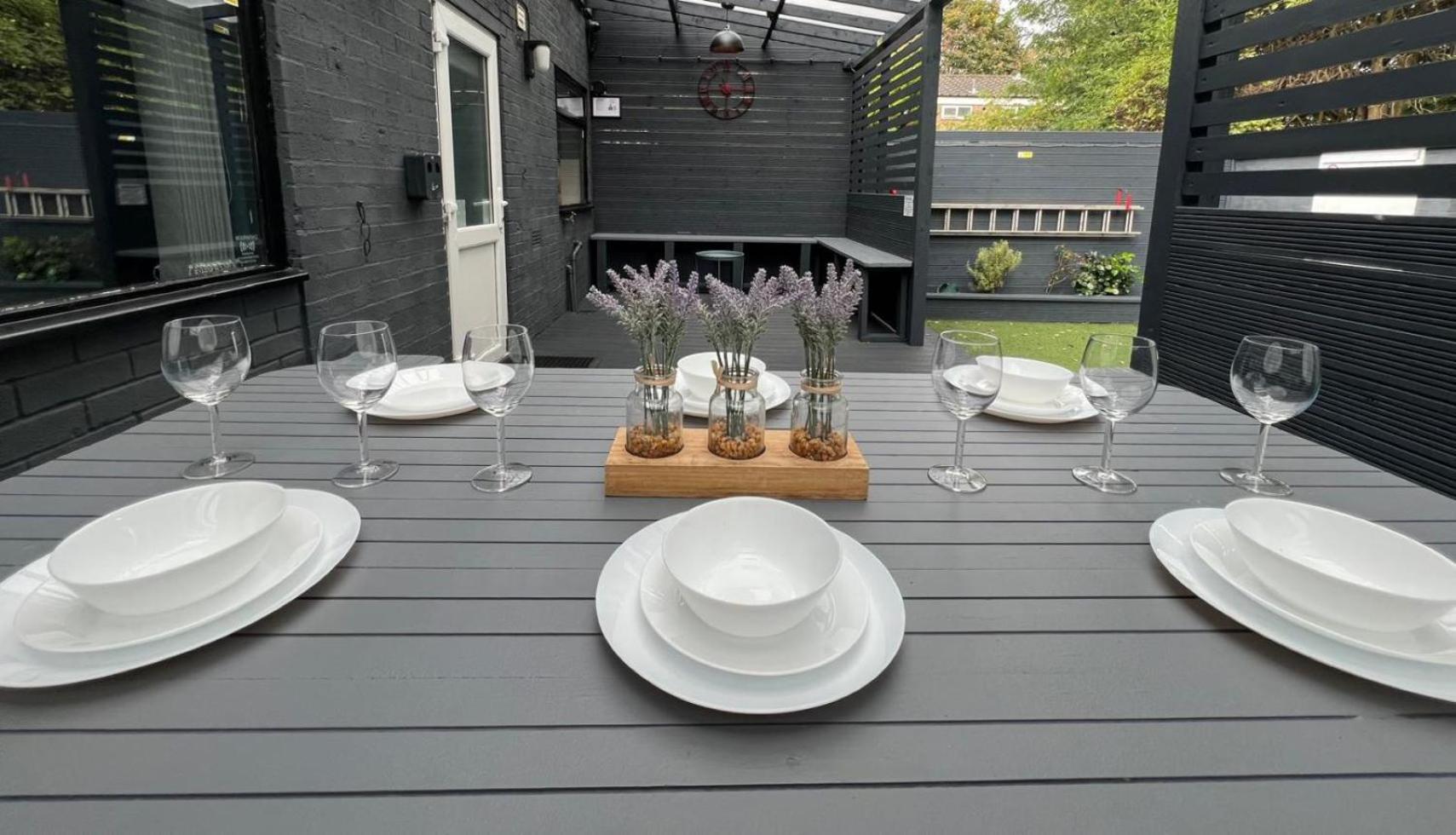 Modern Suites -5 Bedroom House- With Free Parking Birmingham City Exterior foto