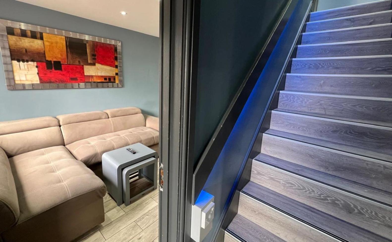 Modern Suites -5 Bedroom House- With Free Parking Birmingham City Exterior foto
