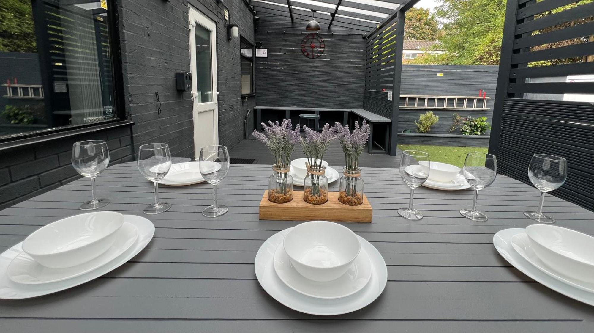Modern Suites -5 Bedroom House- With Free Parking Birmingham City Exterior foto